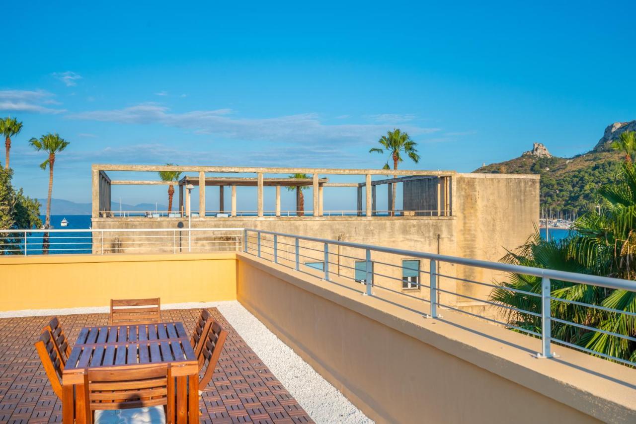 Апартаменты Terrazza Sella Del Diavolo - Vista Mare - Wifi Ac Кальяри Экстерьер фото