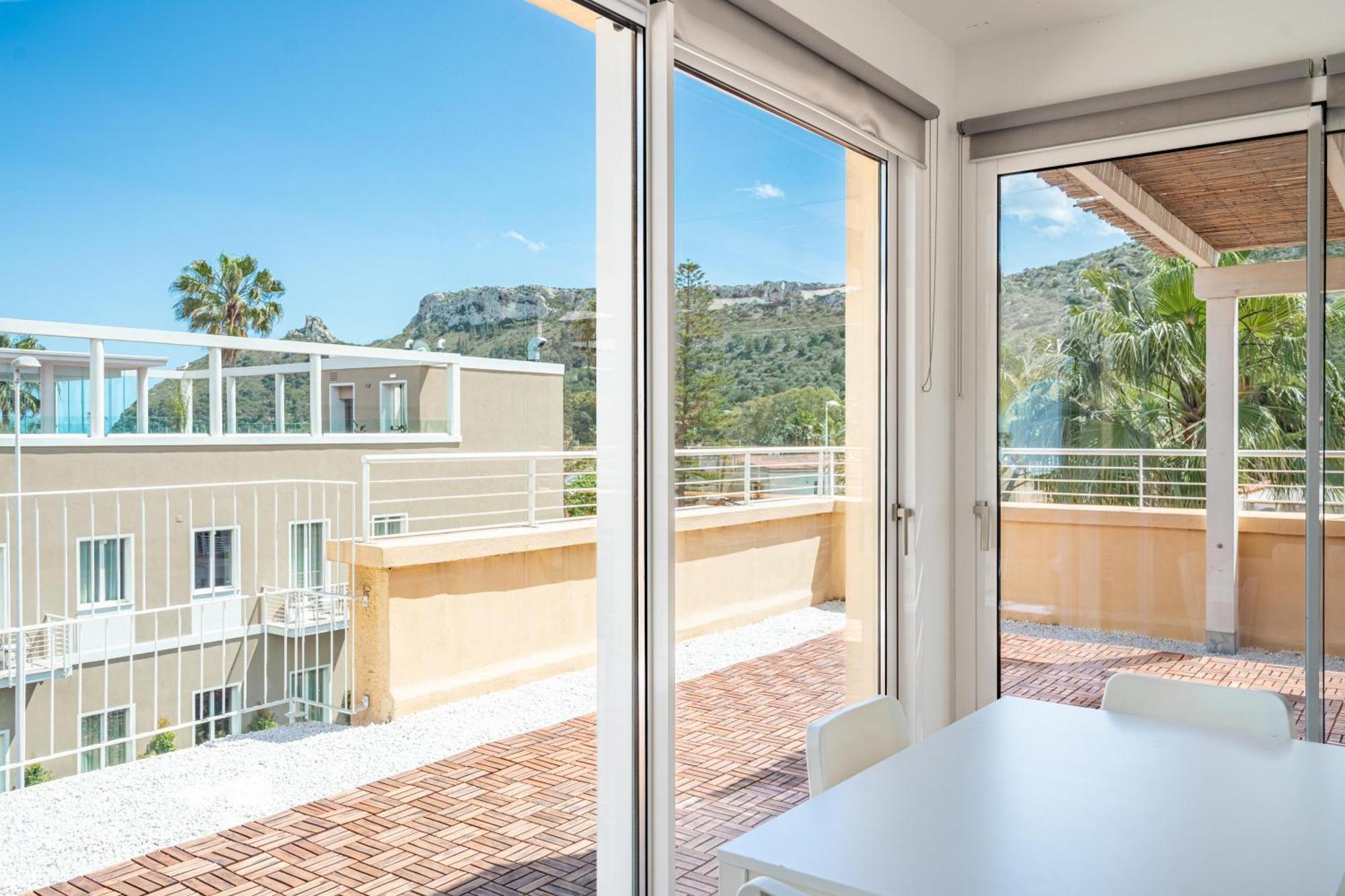 Апартаменты Terrazza Sella Del Diavolo - Vista Mare - Wifi Ac Кальяри Экстерьер фото
